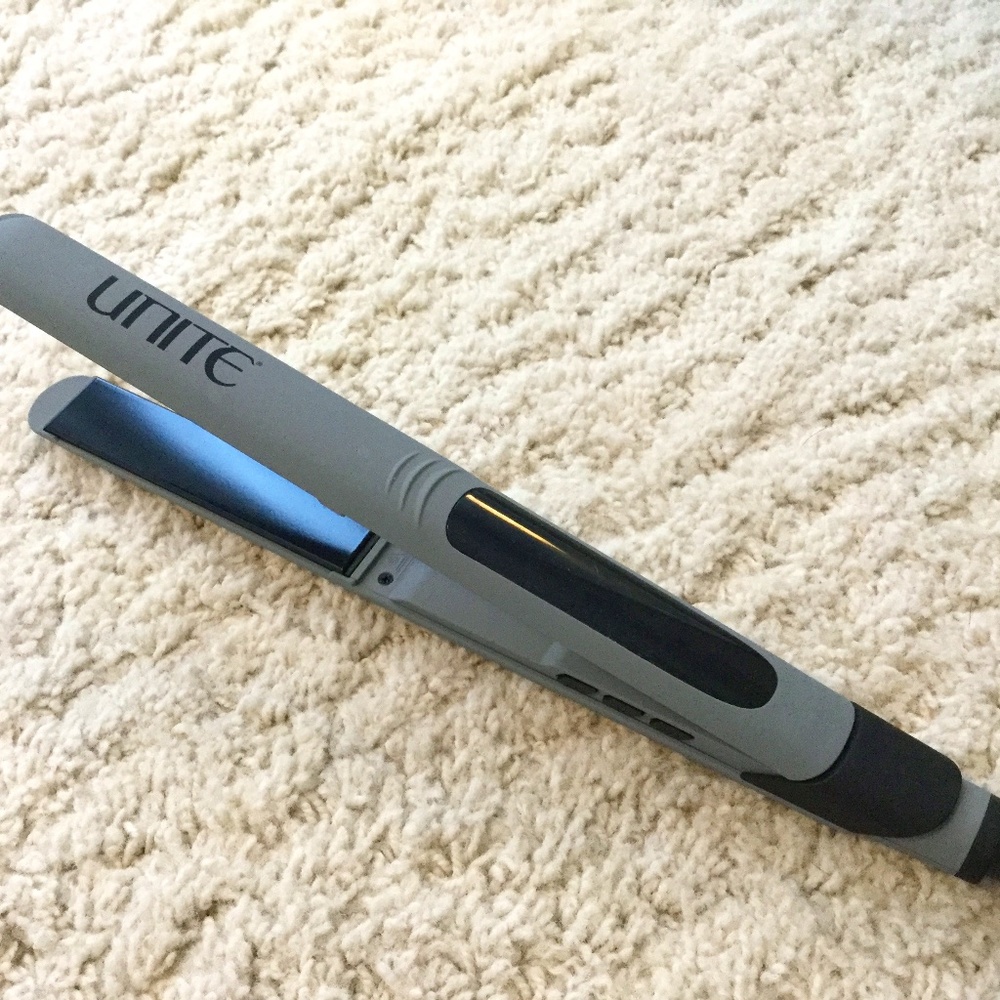 UNITE Flat Iron